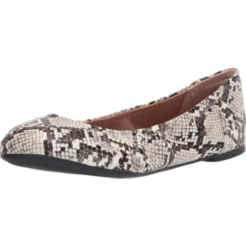 Amazon Essentials Women's Belice Ballet Flat | Multiple Colors and Sizes