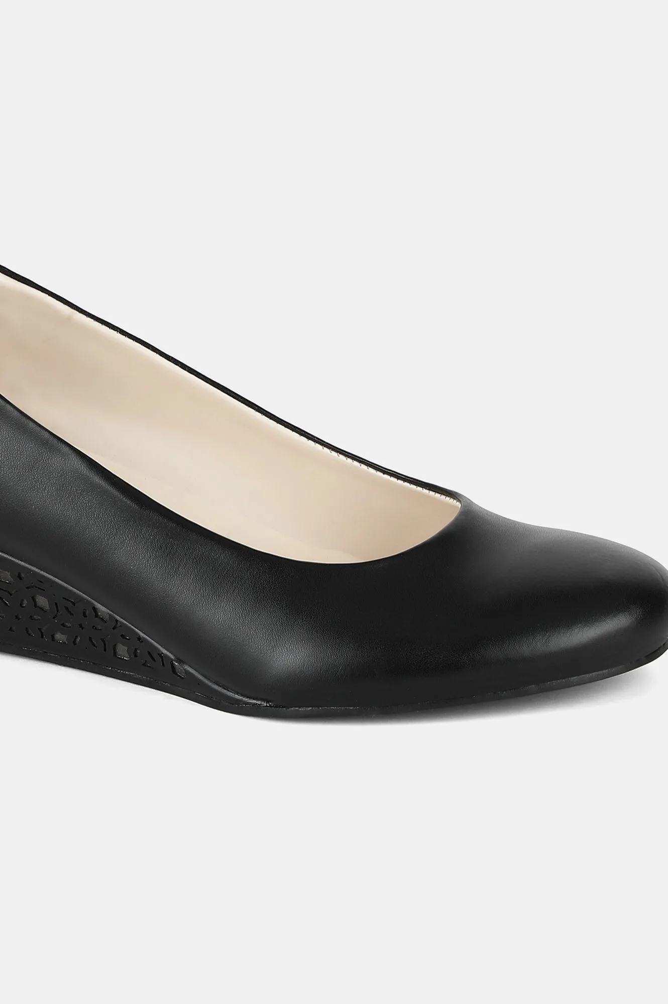 Aurelia Black Round Toe Laser Cut Wedge - ZCory