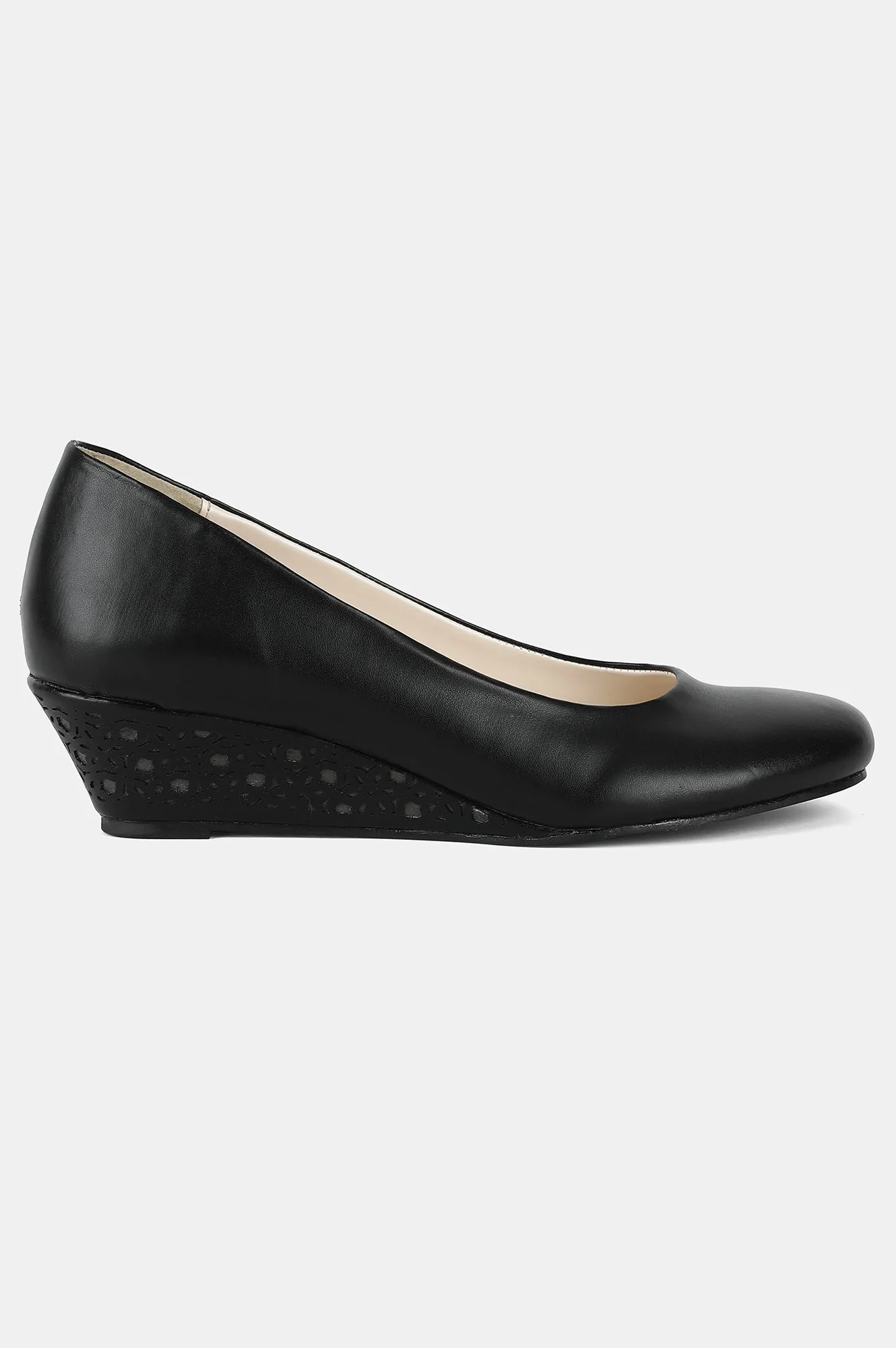 Aurelia Black Round Toe Laser Cut Wedge - ZCory