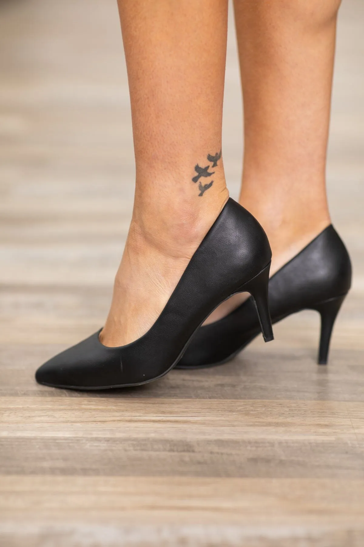 Black Point Toe Closed Toe Heels