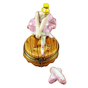 Blond Hair Ballerina with Toe Shoes
