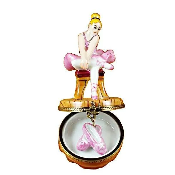 Blond Hair Ballerina with Toe Shoes