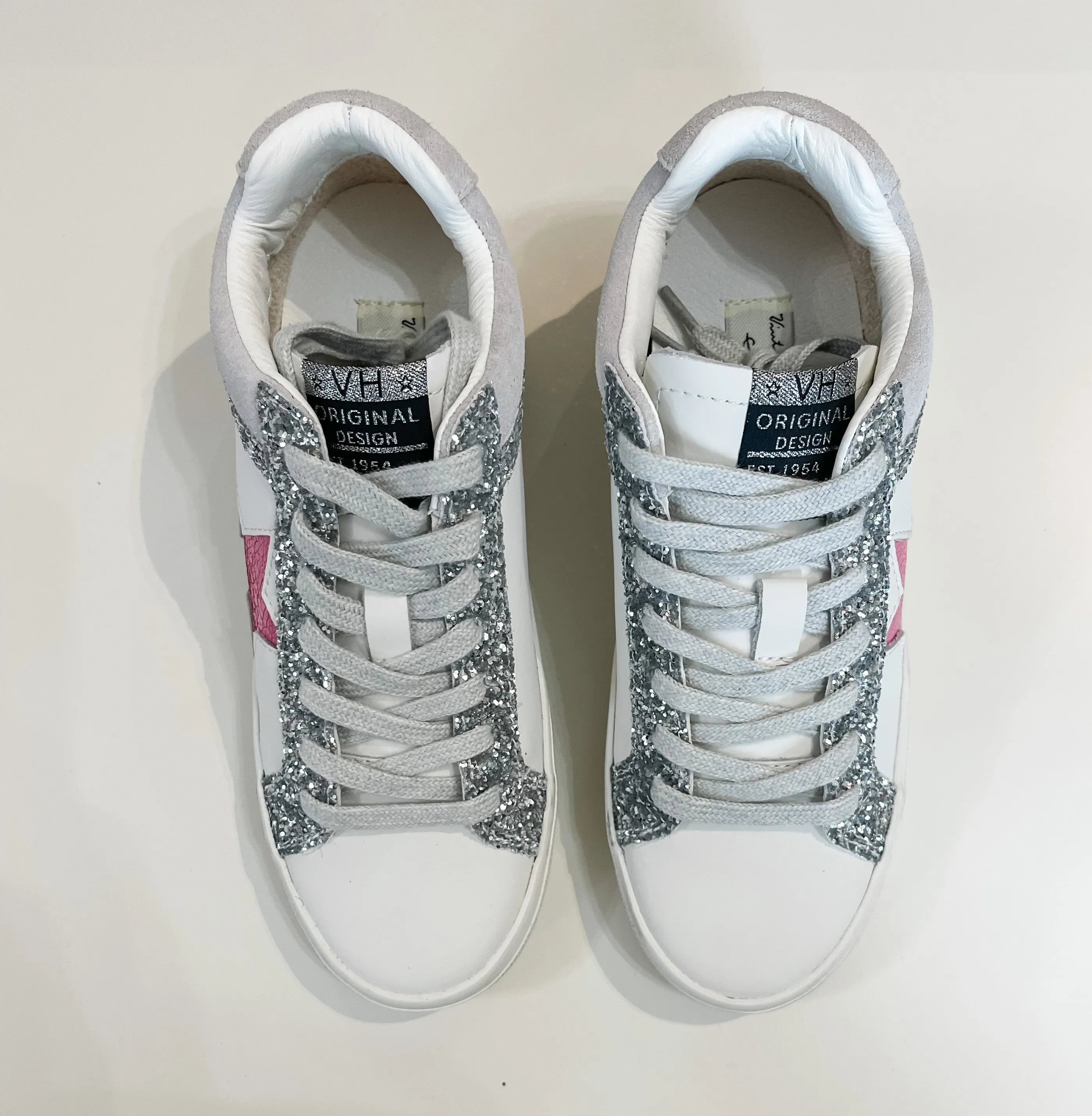 Bounce Mid-Top Glitter Sneaker