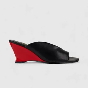 Bulbul Wedge Push In Black CAR5014
