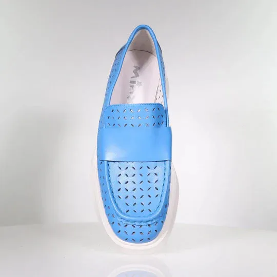 Calypso - Periwinkle Blue