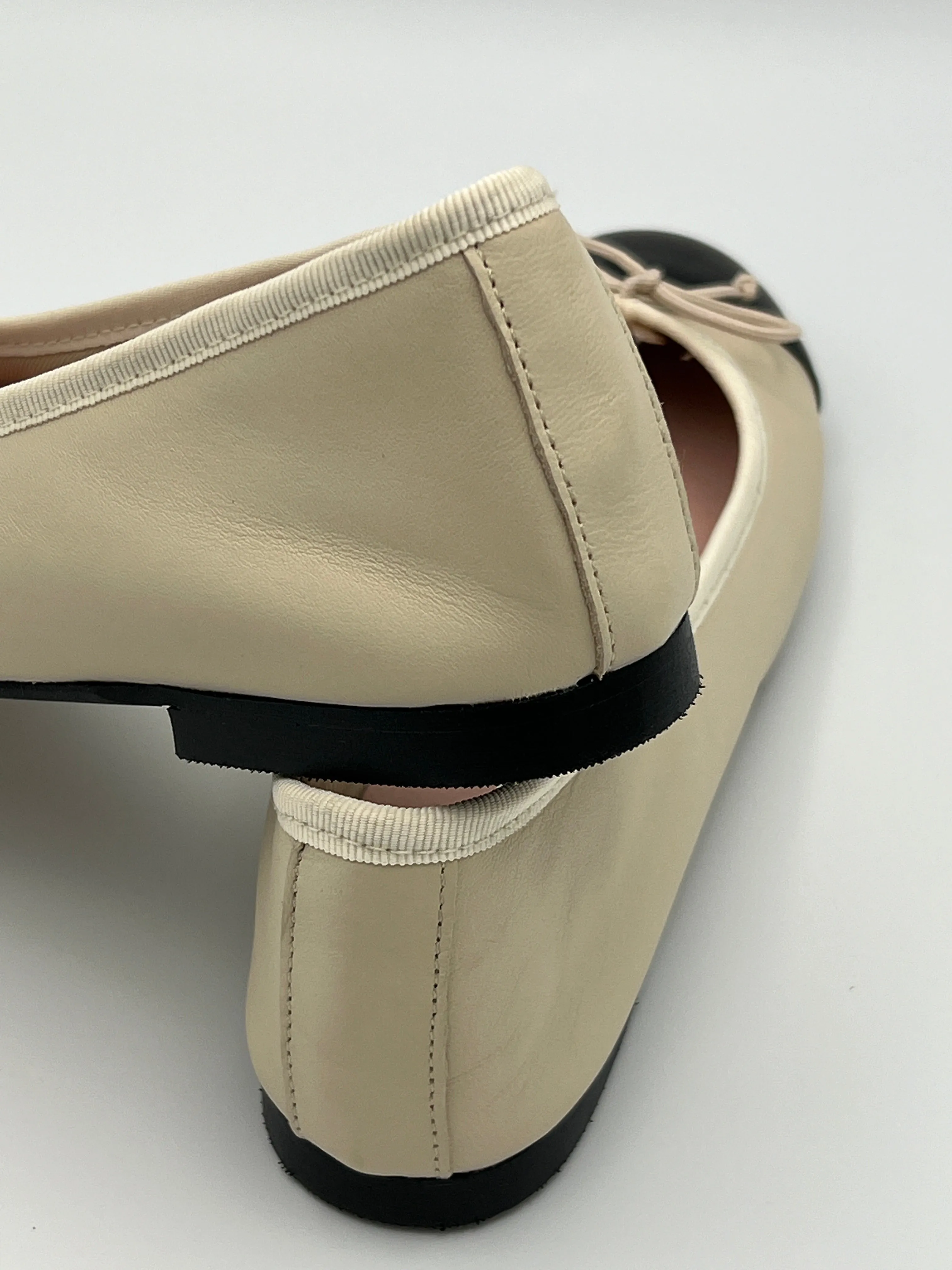 Cap toe Beige & Black Ballet Flat