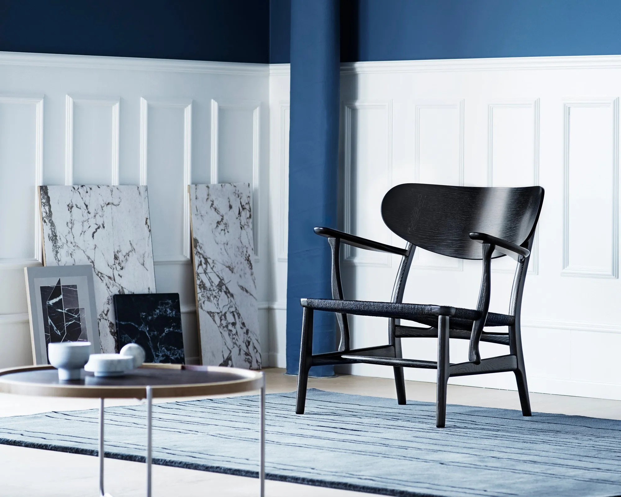 CH22 Lounge Chair