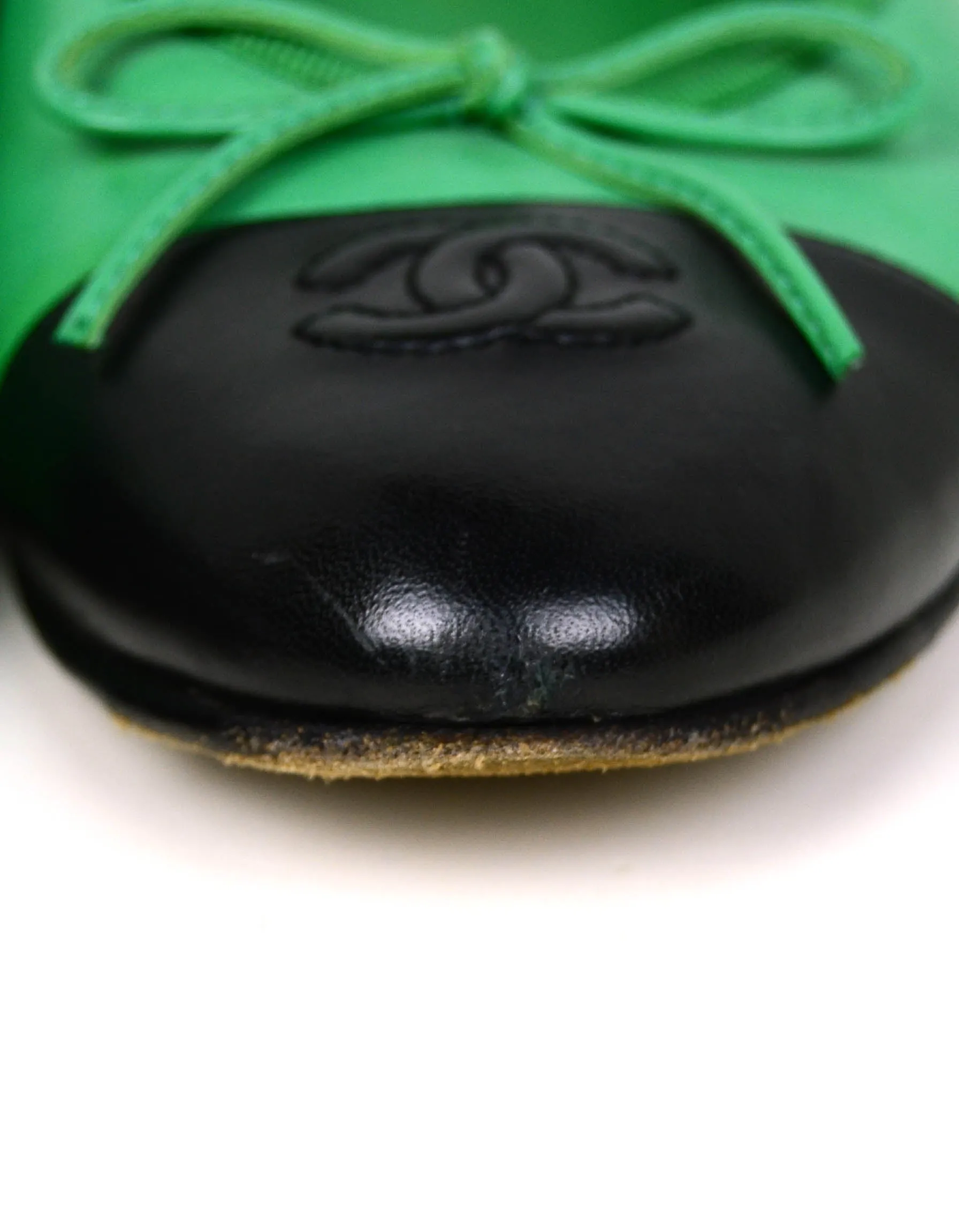 Chanel Green/Black Leather Cap Toe CC Ballet Flats sz 39