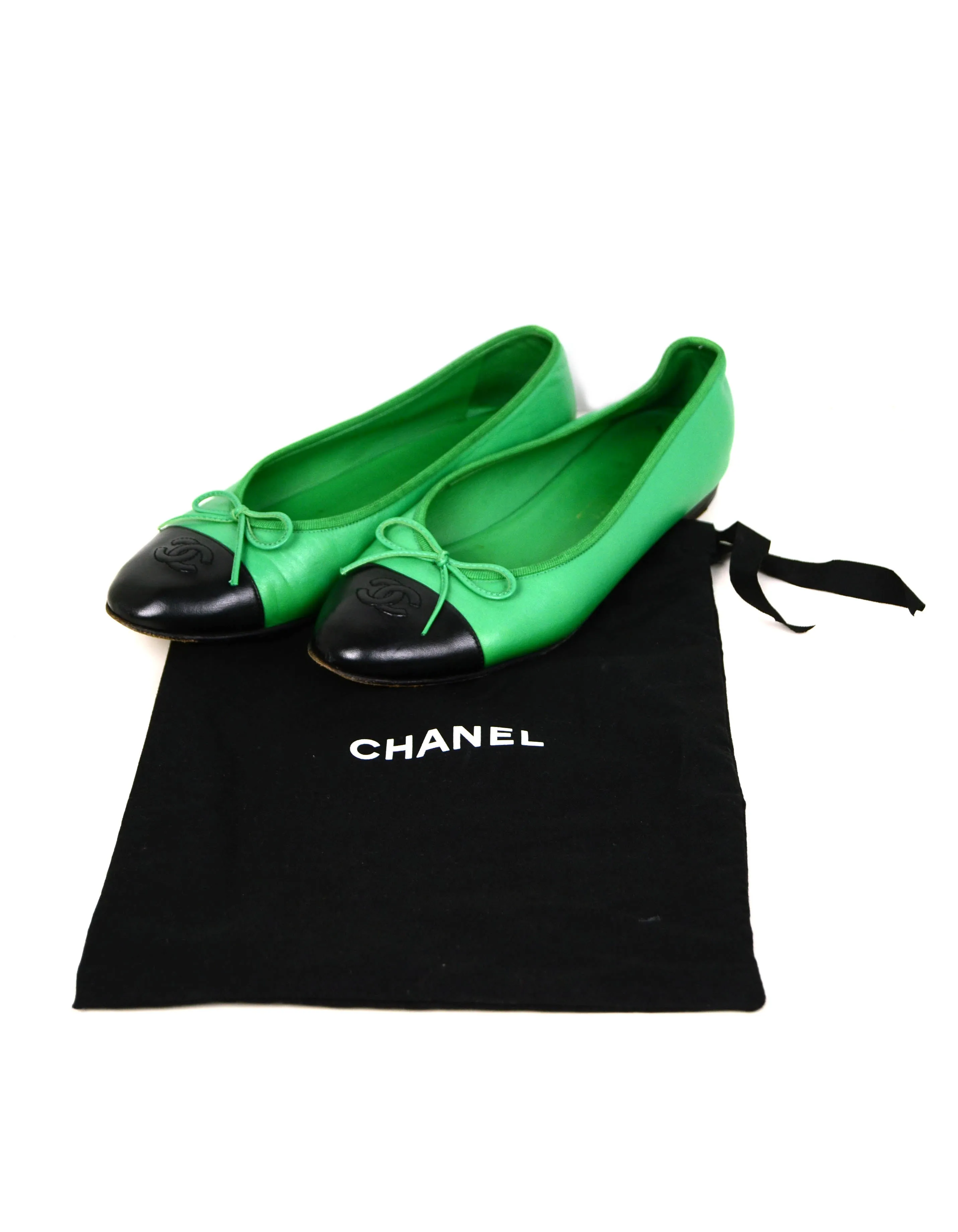 Chanel Green/Black Leather Cap Toe CC Ballet Flats sz 39