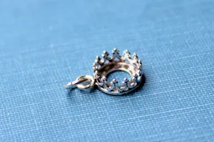 Crown Round Bezel Pendant Blank Silver