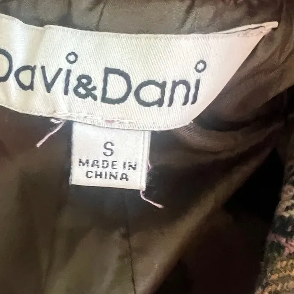 Davi &amp; Dani Sz Small  Pink Houndstooth Plaid Double Breasted Button Coat Jacket