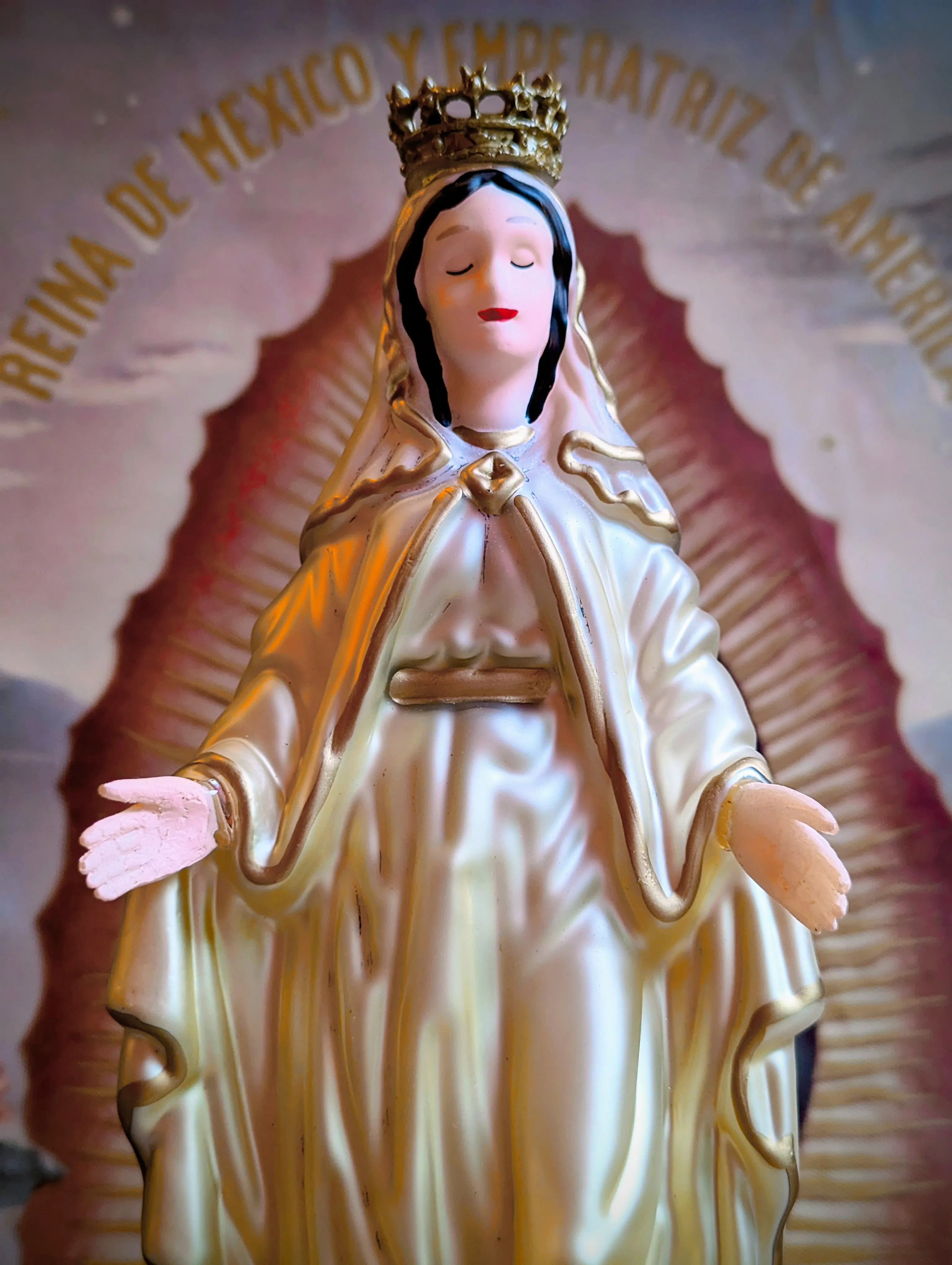 Divine Virgin topper