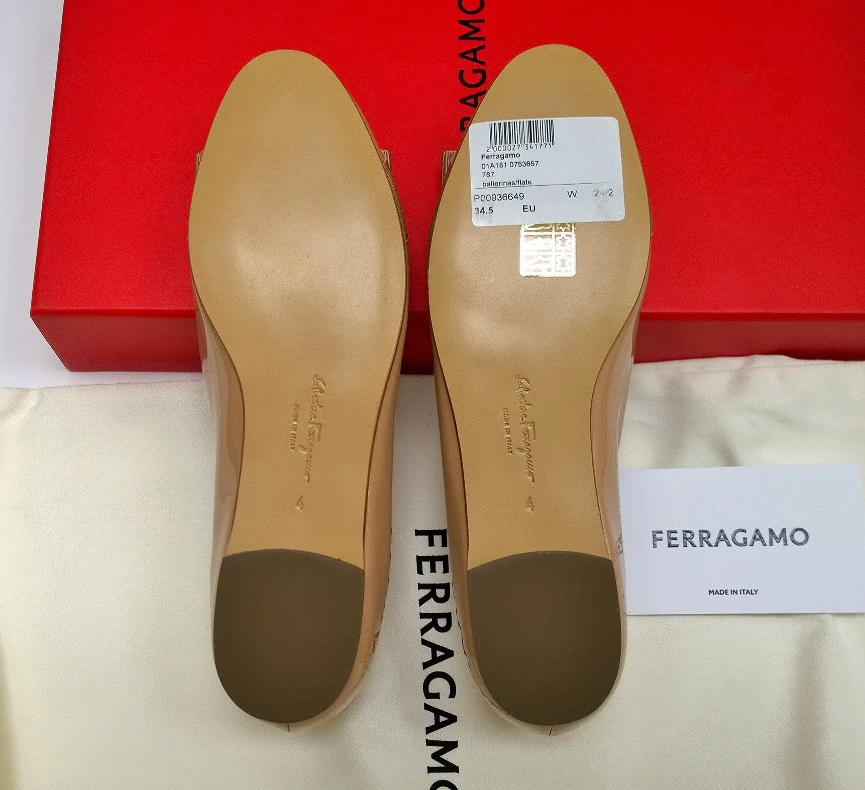 Ferragamo Varina Bow Flats C Width Shoes New in Box Amaretti Warm Nude Patent