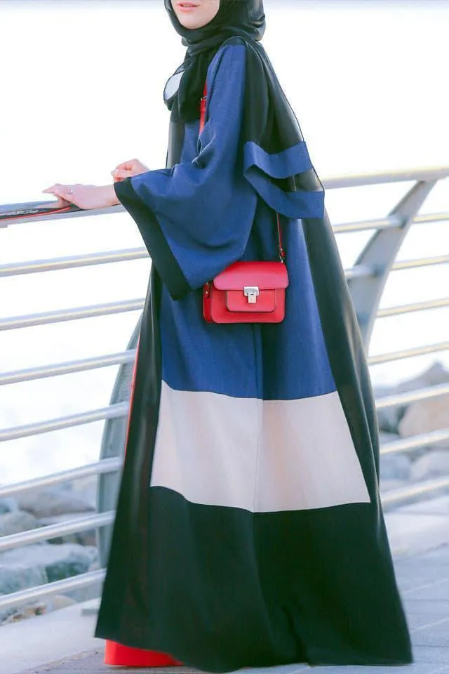 Fluid abaya