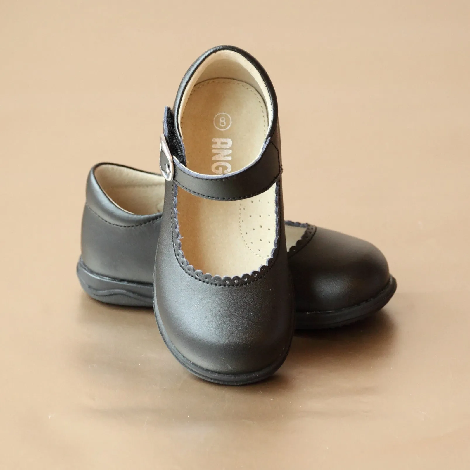 L'Amour Girls Scalloped Trim Leather Mary Jane