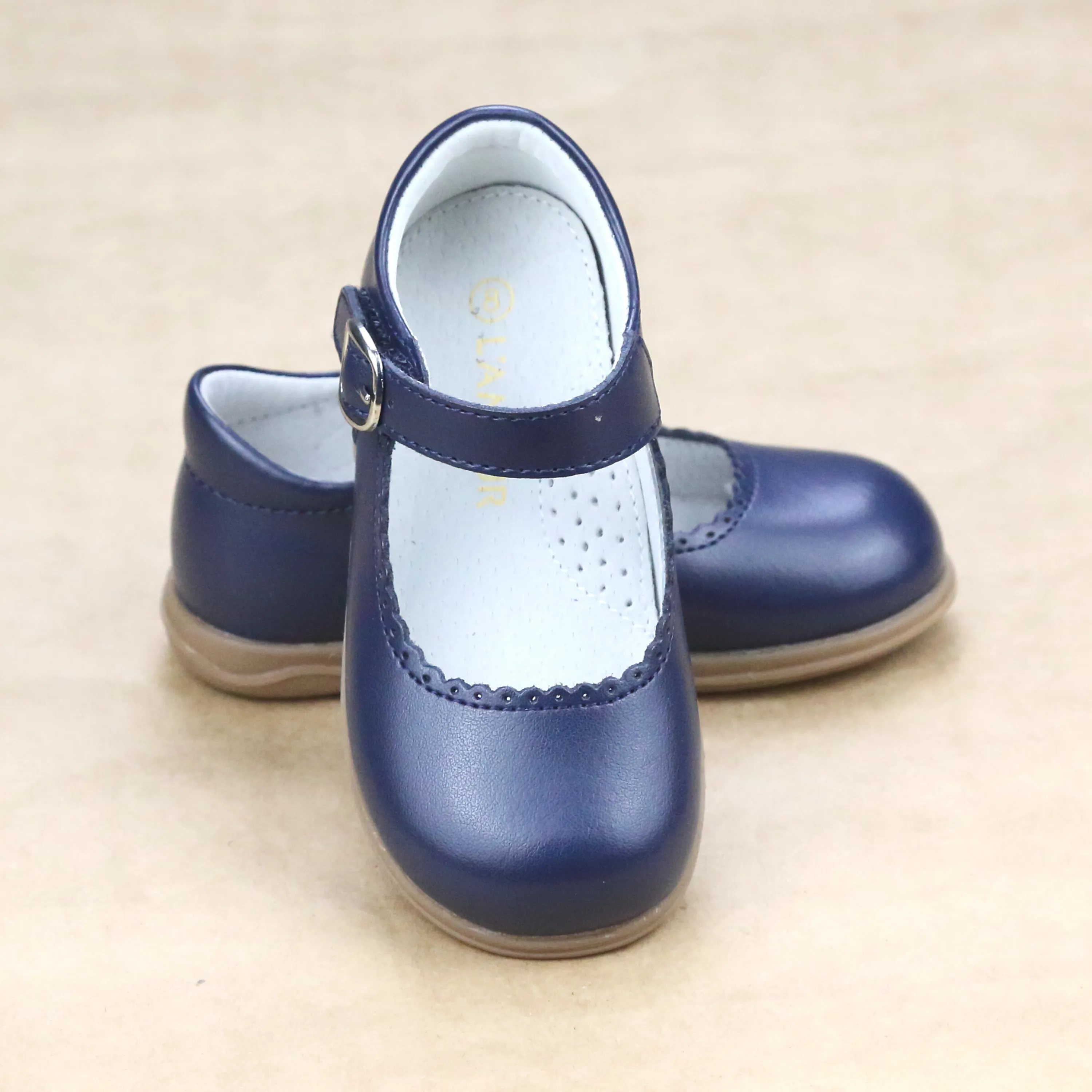 L'Amour Girls Scalloped Trim Leather Mary Jane