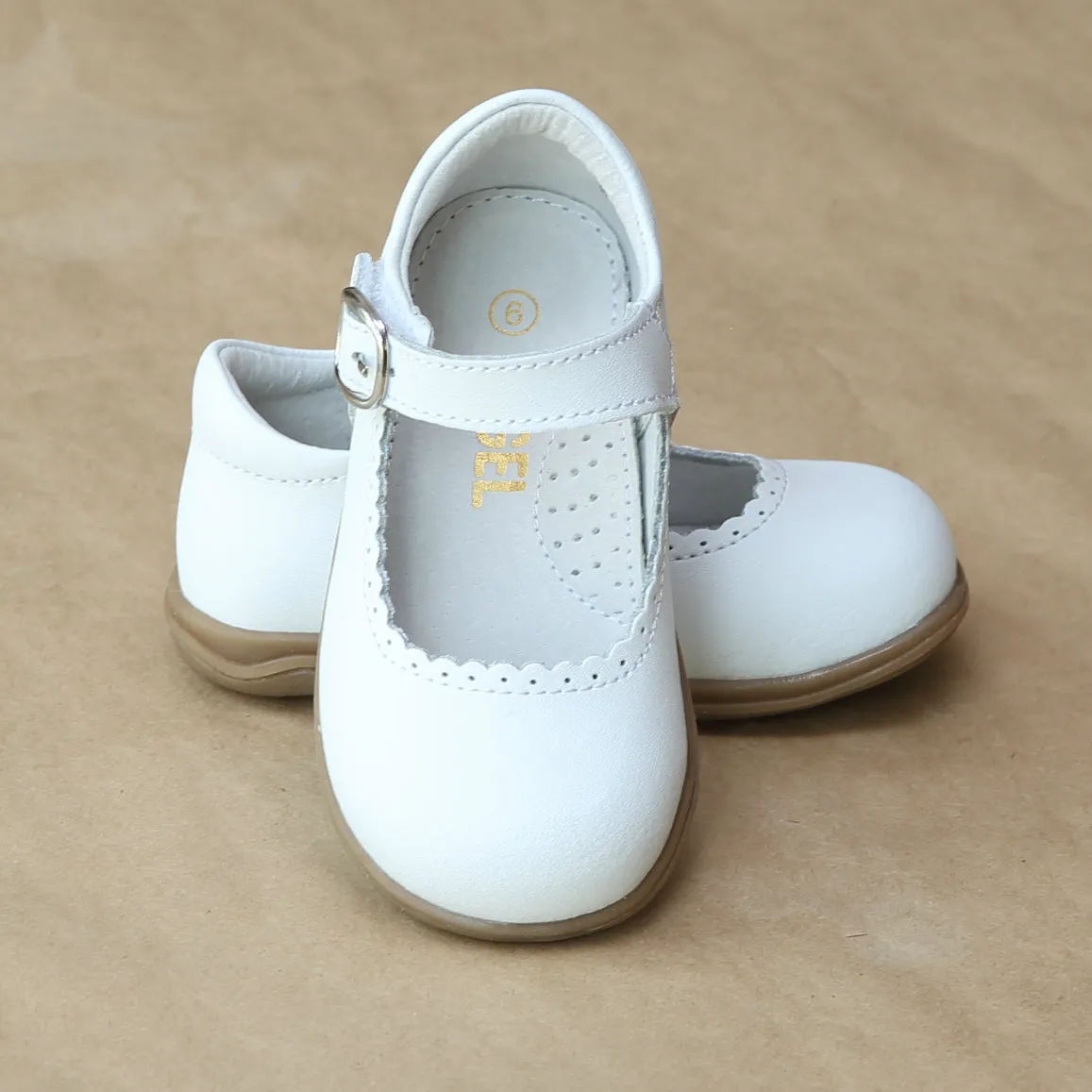 L'Amour Girls Scalloped Trim Leather Mary Jane