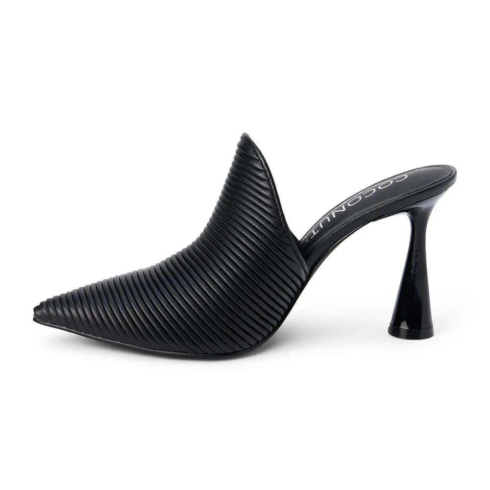 Matisse Raina Pump