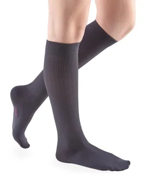 mediven for women vitality, 30-40 mmHg, Calf High, Closed Toe