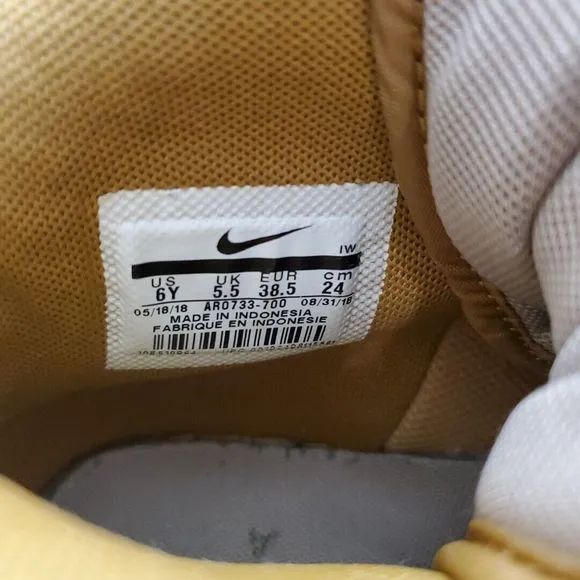 Nike Air Force 1 High Premium PRM Wheat High Tops Sneaker AR0733-700 Youth 6Y