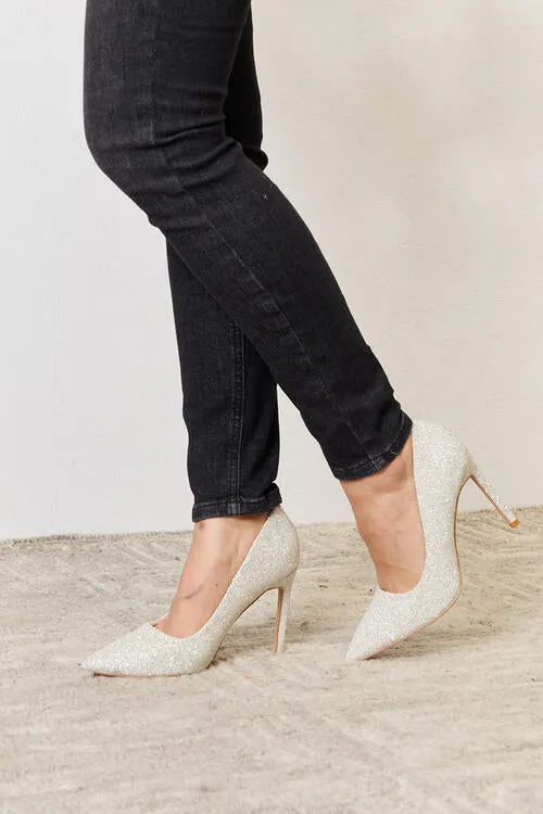 Office Babe Closed Toe Heels