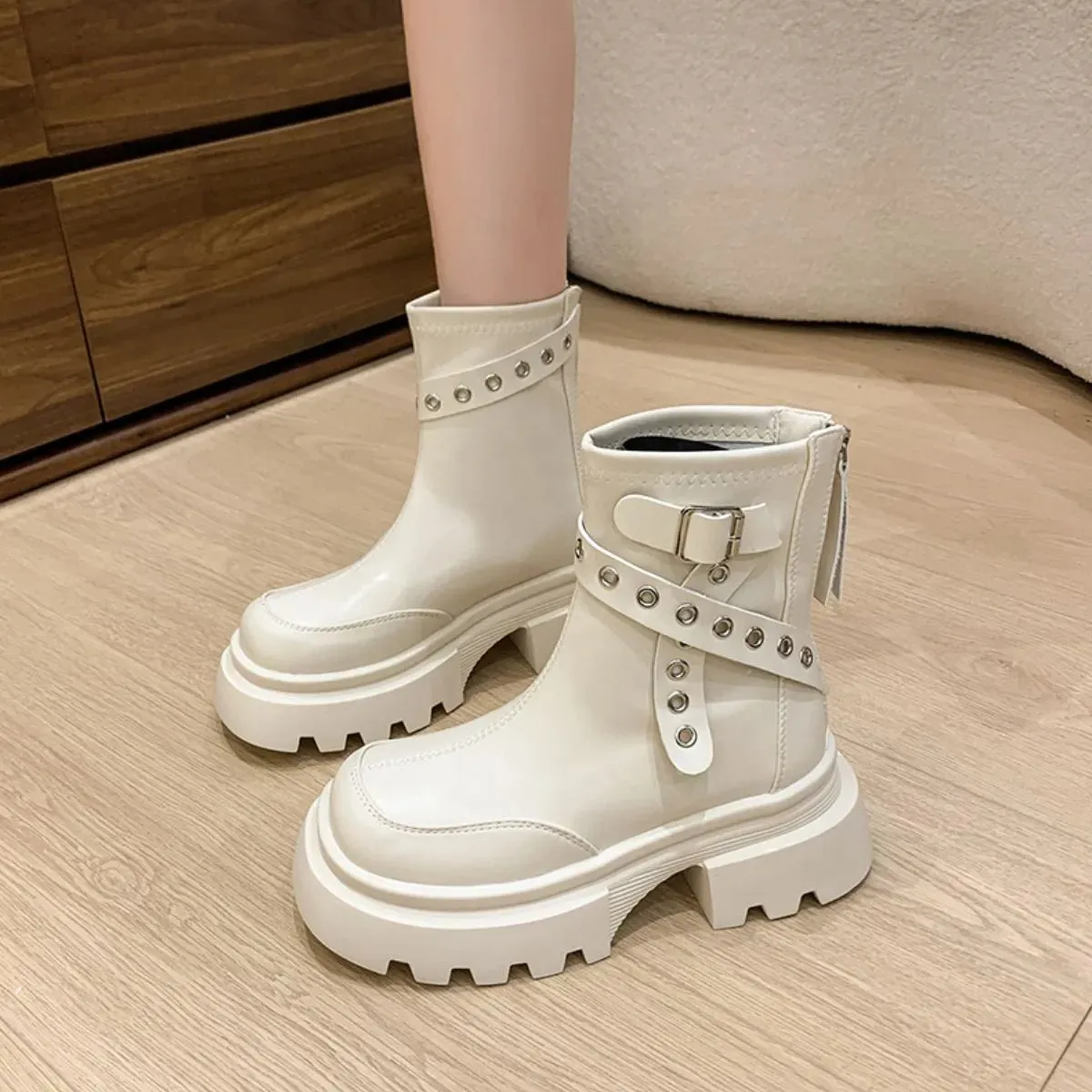 Round Toe Platform Boots
