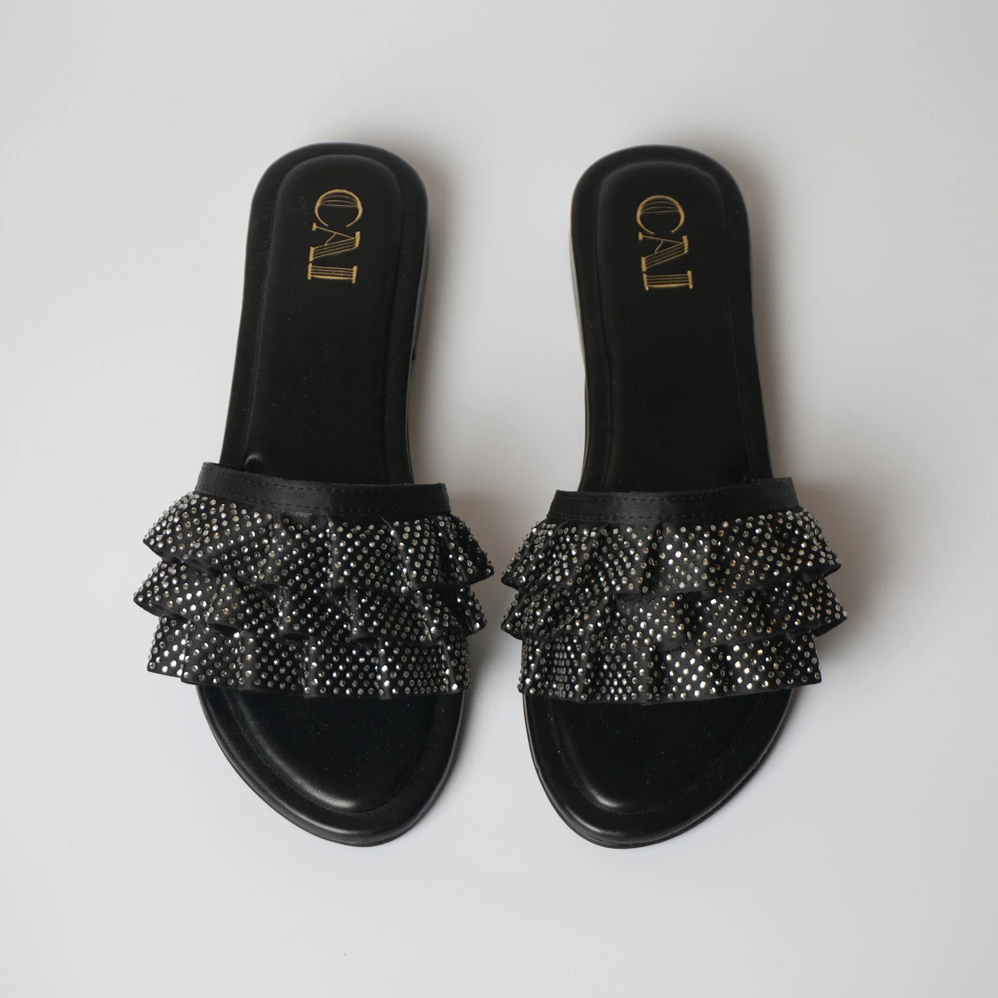 Ruffled Black Diamonds Flat