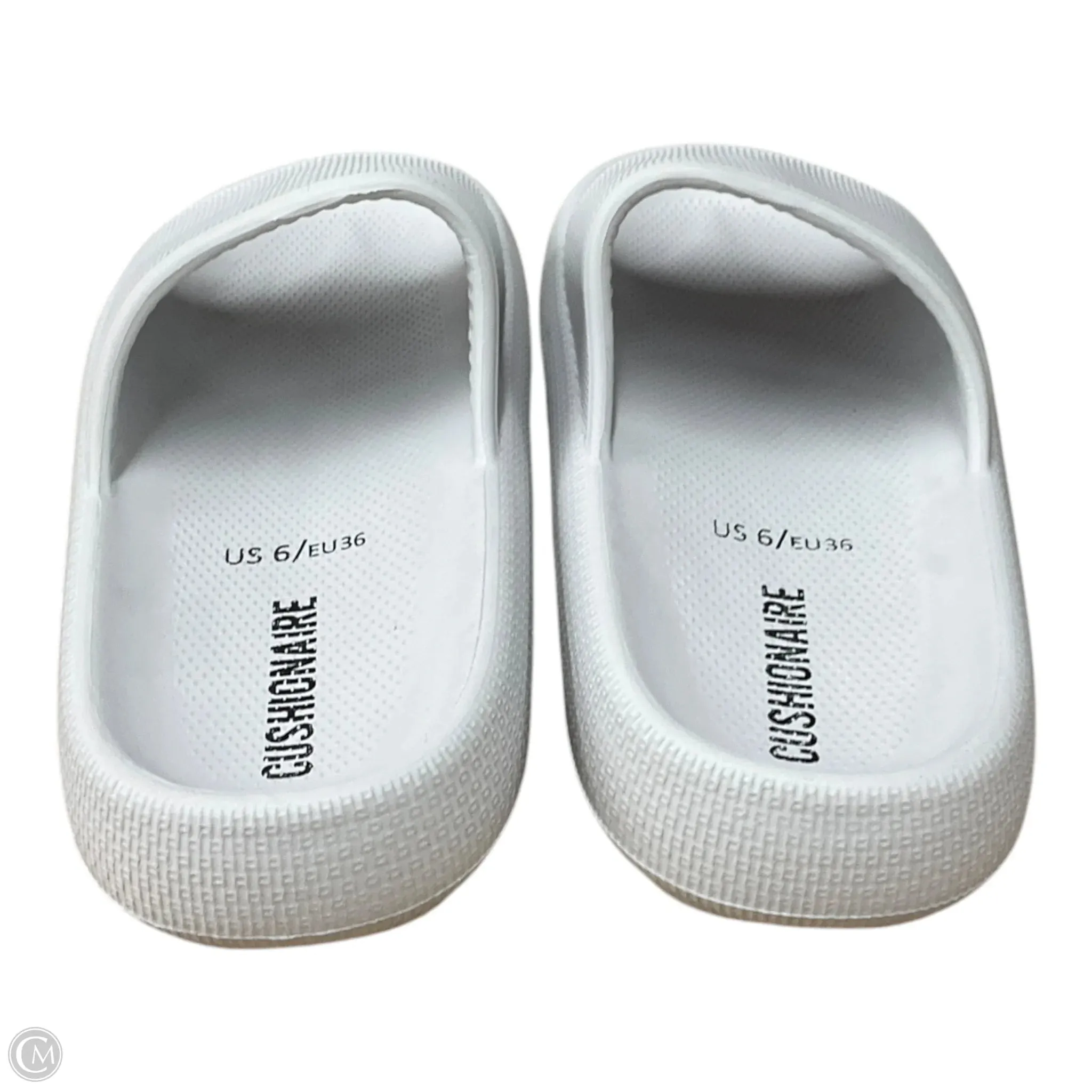 Sandals Flats By Cushionaire In Grey, Size: 6