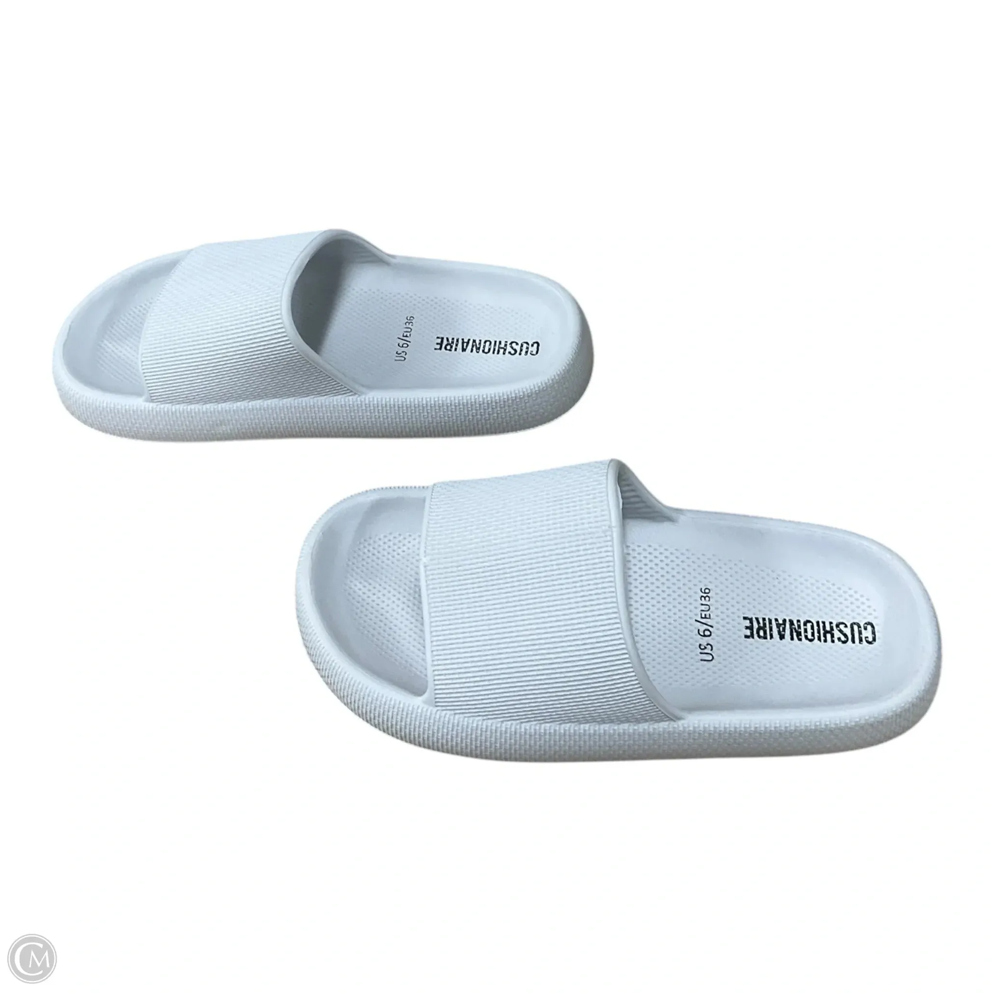 Sandals Flats By Cushionaire In Grey, Size: 6