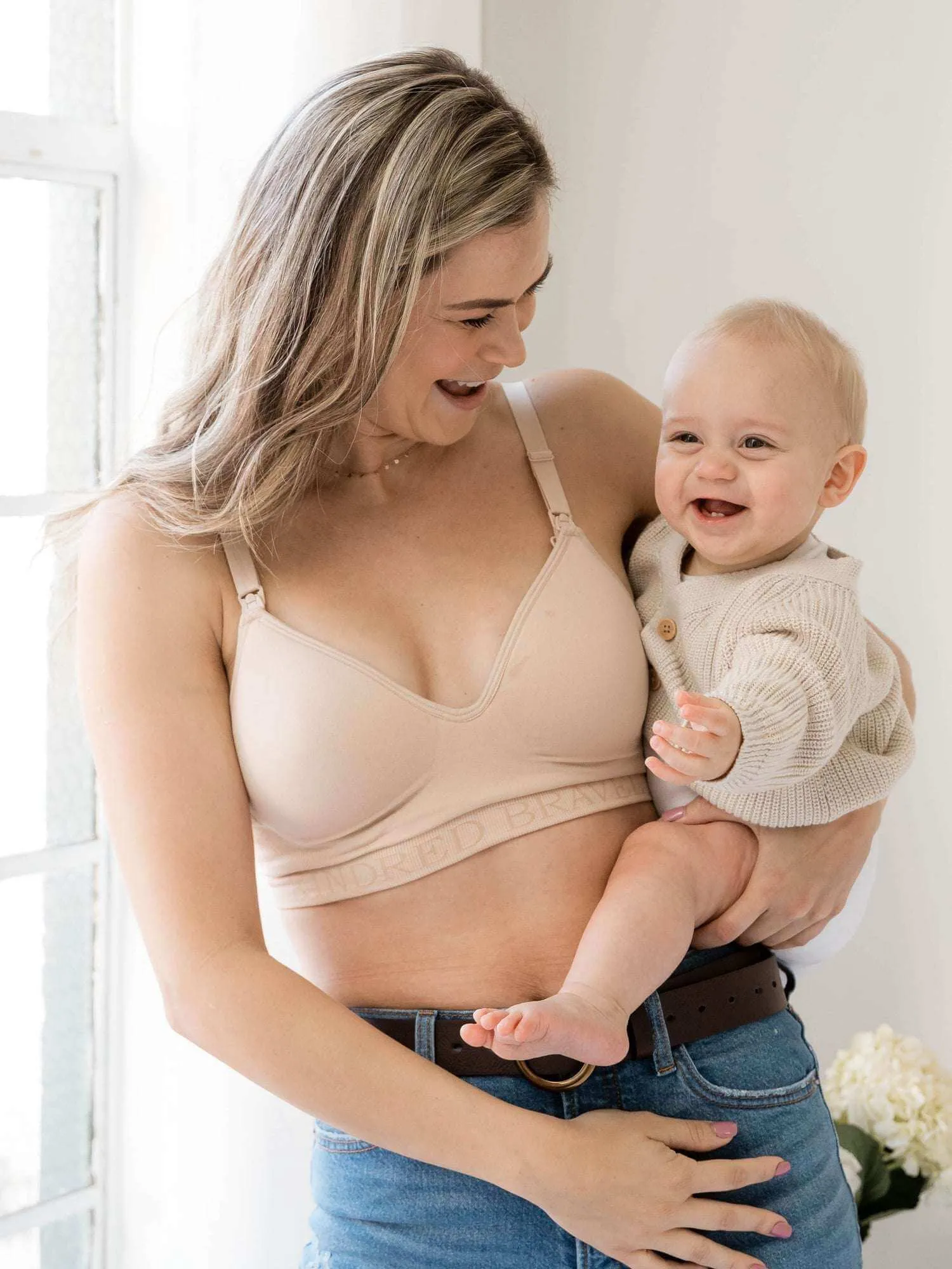 Signature Sublime® Contour Pumping & Nursing Bra | Beige