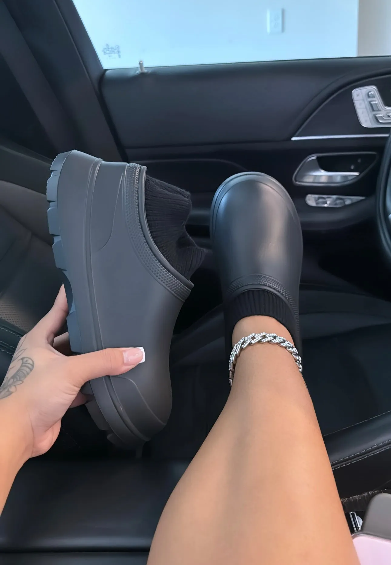 sock closed toe shoes