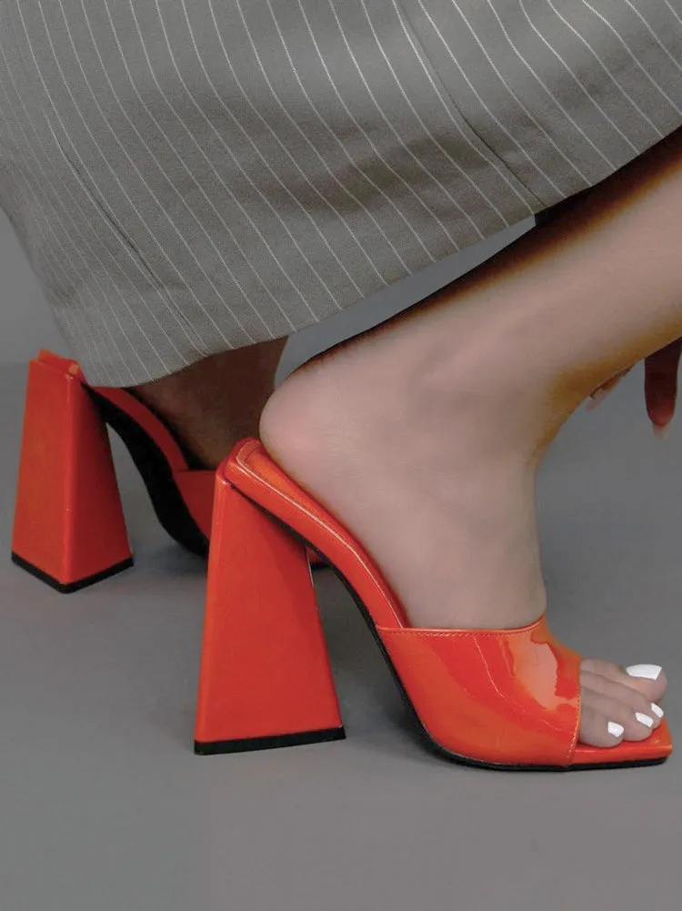 Square-toe Triangle Heel Sandals