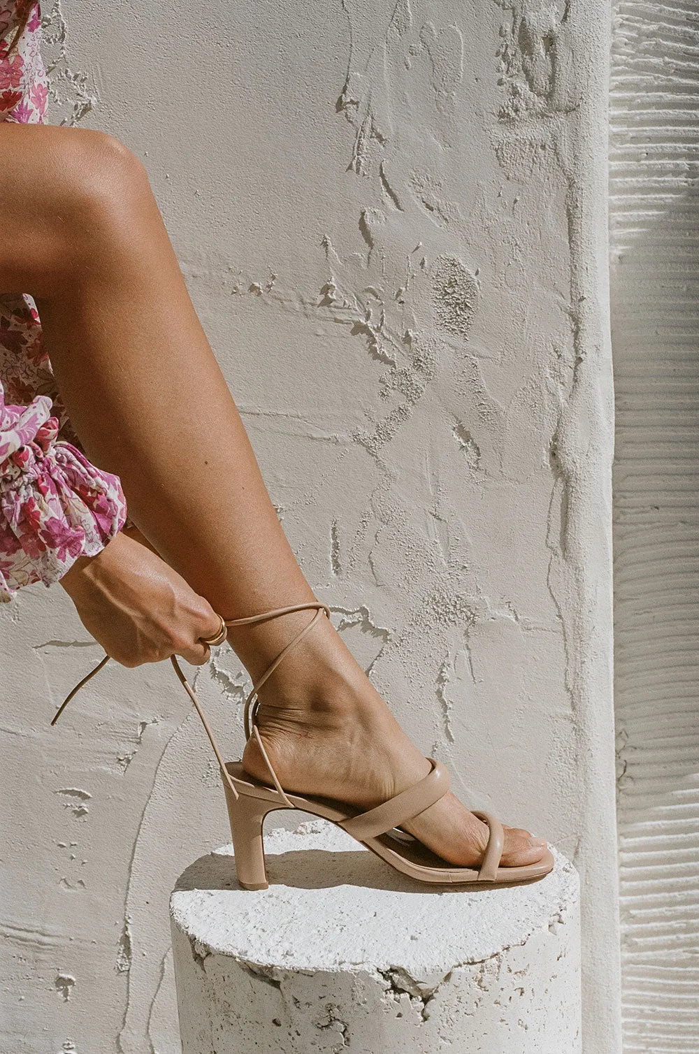 Strappy Asteria Heels - Tan