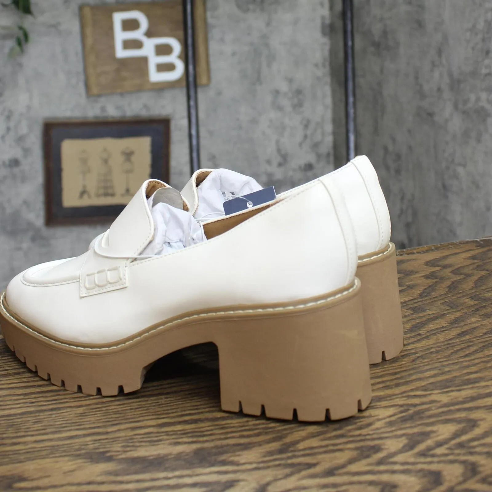 Universal Thread Maisy Loafer Heels with Memory Foam Insole Off-White Ivory 9M