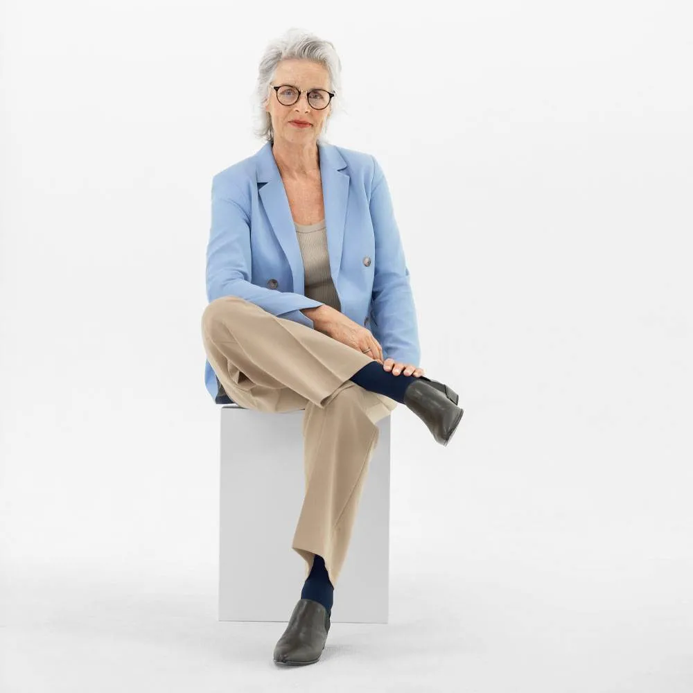 VenoTrain Business Compression Stockings, Knee High, Class 1, Closed Toe, Black