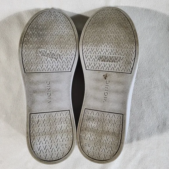 Vionic Women's Essence Sidney Platform Slip-on Shoes Size 11